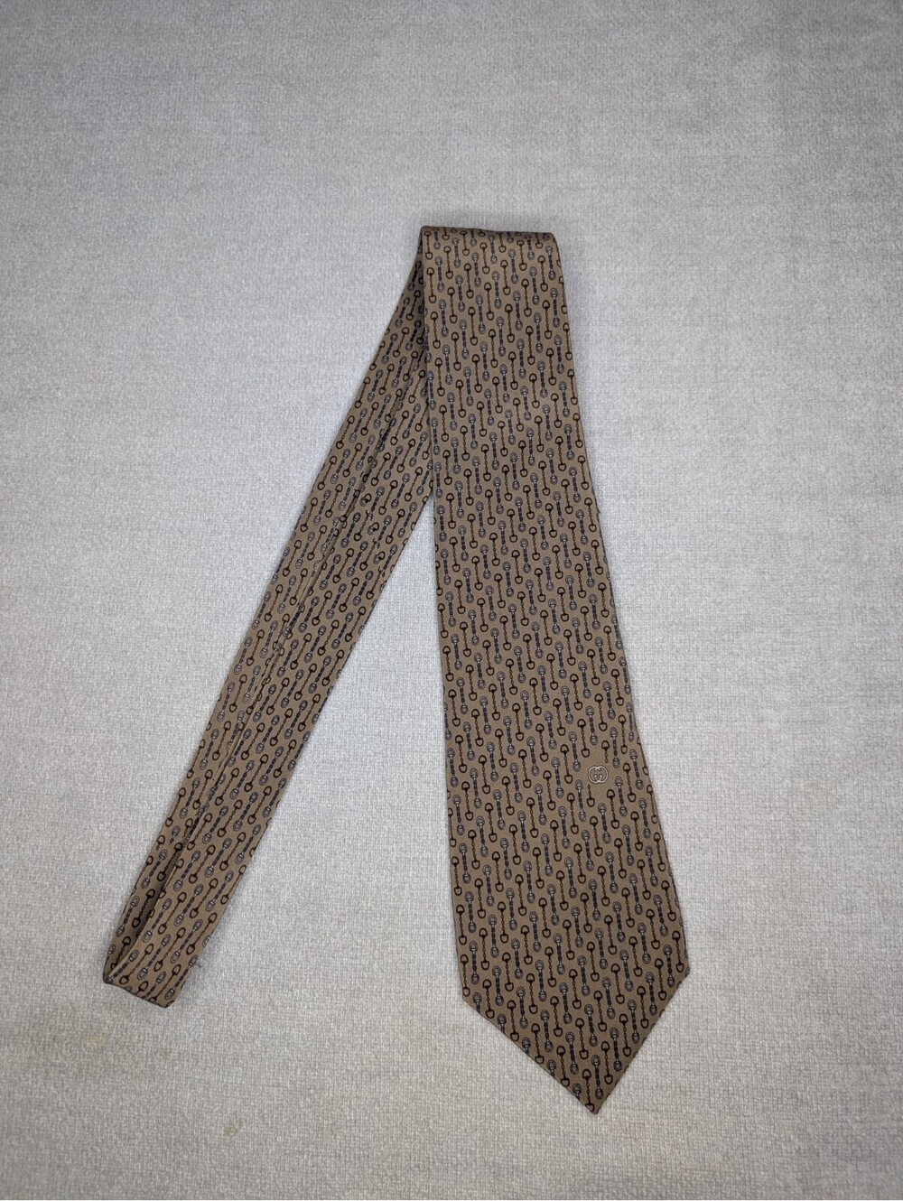 Vtg Gucci Silk Tie Horsebit Chain Link GG Logo Tan Blue Cream Made in Italy 80s